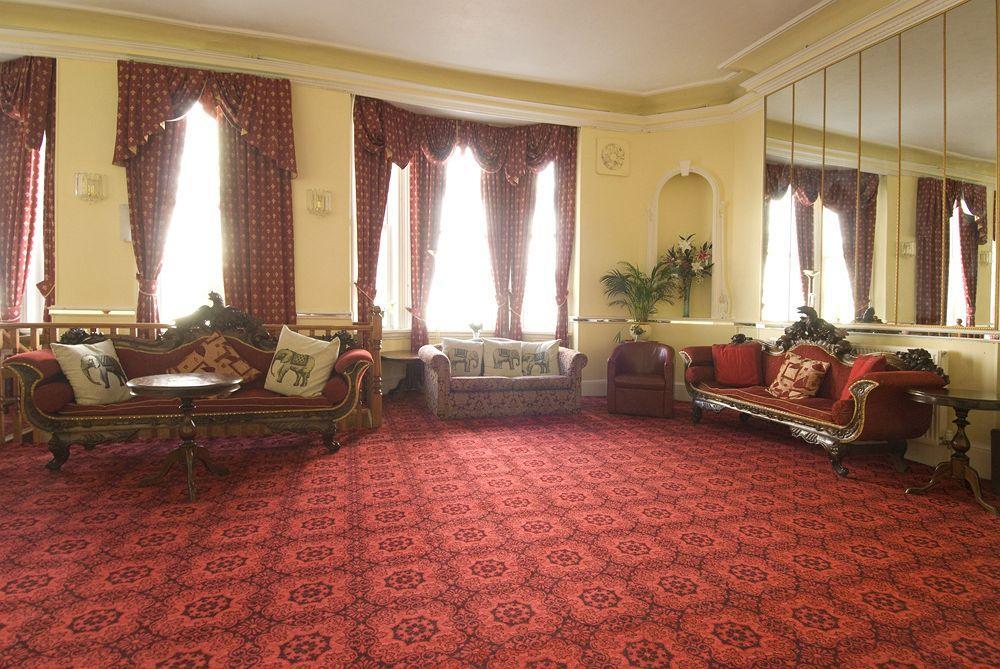 איסטבורן Albany Lions Hotel מראה חיצוני תמונה
