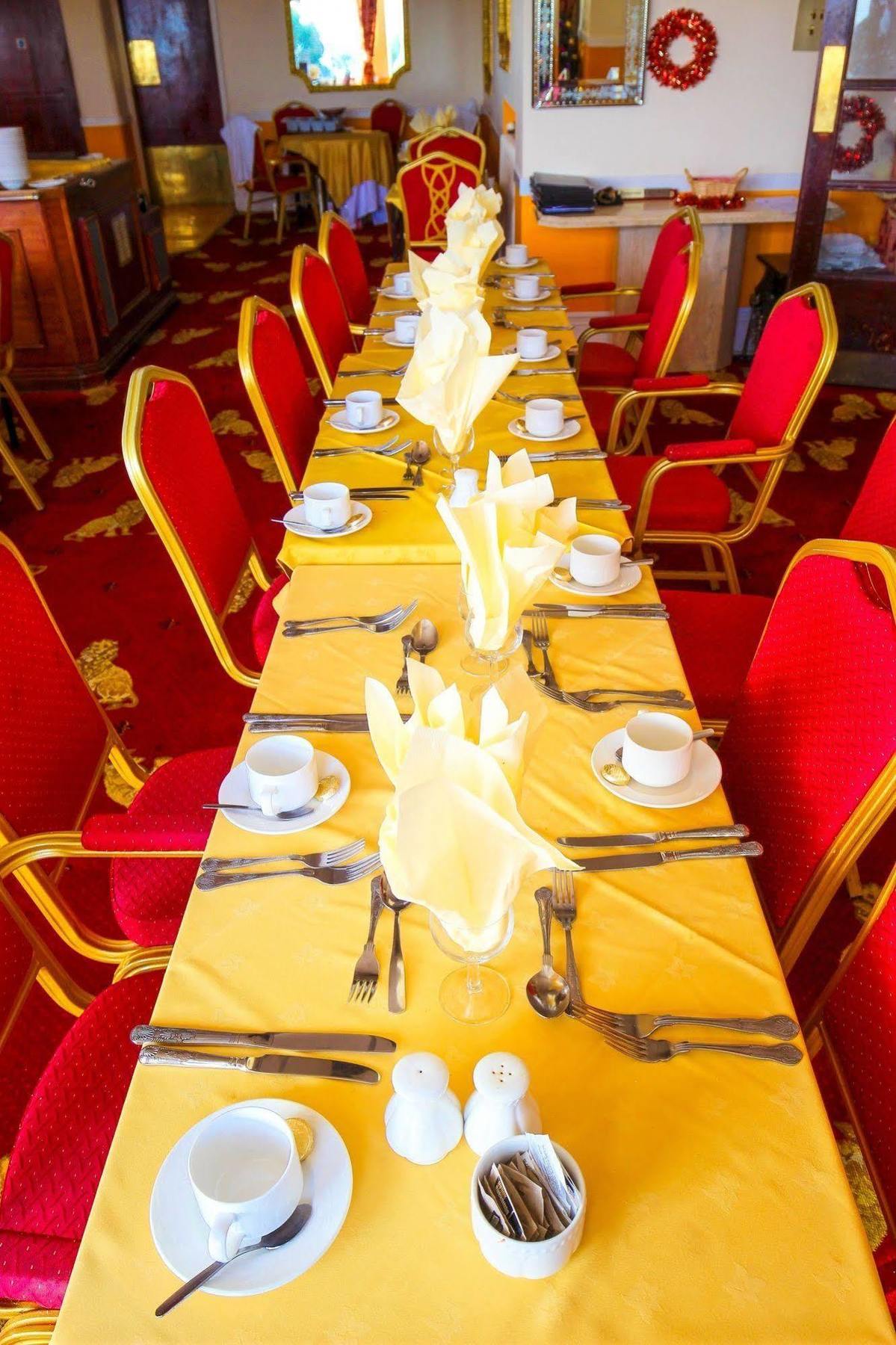 איסטבורן Albany Lions Hotel מראה חיצוני תמונה