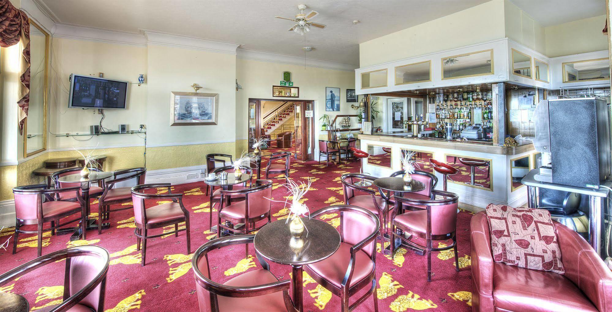 איסטבורן Albany Lions Hotel מראה חיצוני תמונה
